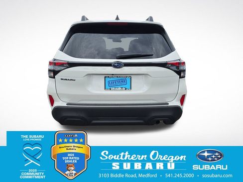New 2026 Subaru Forester Premium AWD/4WD image 6