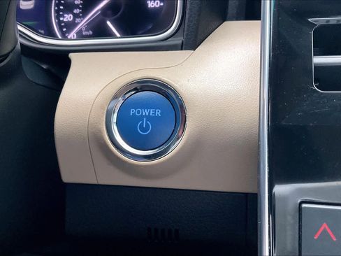 Used 2021 Toyota Avalon XLE w/ Carpet Mat Package (TMS) image 30