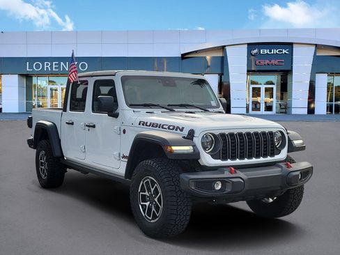 Used 2025 Jeep Gladiator Rubicon AWD/4WD image 3