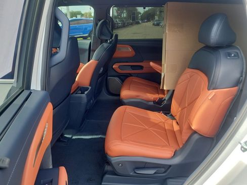 New 2027 Kia Telluride SX FWD image 14