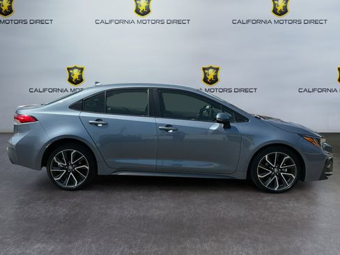 Used 2022 Toyota Corolla SE w/ Carpet Mat Package (TMS) FWD image 4