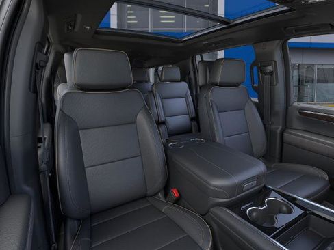 New 2026 Chevrolet Suburban Premier image 40