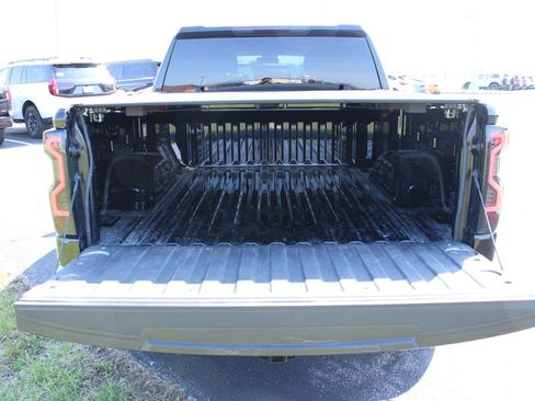 Used 2025 Chevrolet Silverado 1500 LT image 10