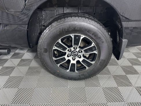 Used 2024 Nissan Titan SV w/ Accessory Utility Package image 31