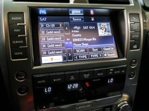 Used 2015 Lexus GX 460 w/ Premium Package AWD/4WD image 33