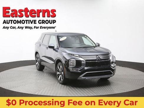 Used 2025 Mitsubishi Outlander SE FWD image 51