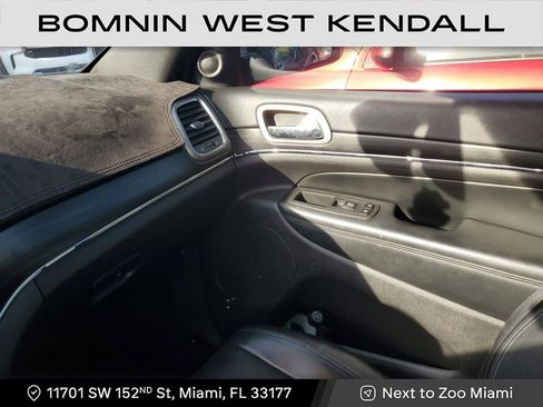 Used 2021 Jeep Grand Cherokee Limited w/ Luxury Group II image 24