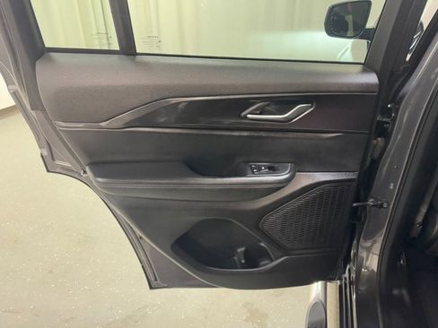 Used 2023 Jeep Grand Cherokee Laredo w/ Luxury Tech Group I image 28