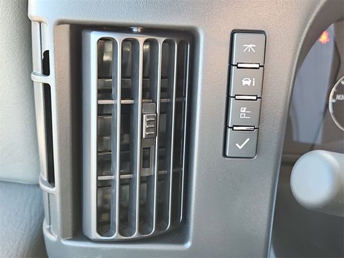 New 2025 Chevrolet Express 2500 w/ Safety Package image 9
