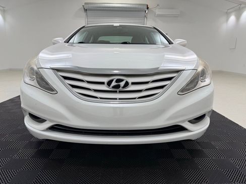 Used 2013 Hyundai Sonata GLS FWD image 2