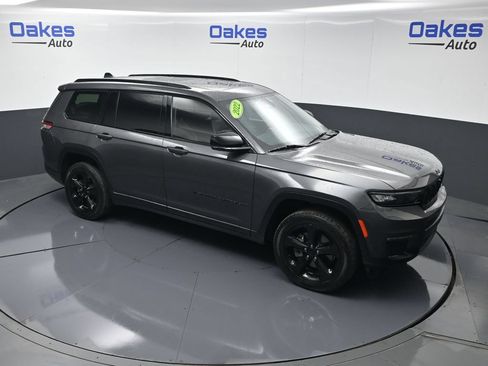 Used 2022 Jeep Grand Cherokee L Limited w/ Luxury Tech Group II AWD/4WD image 48