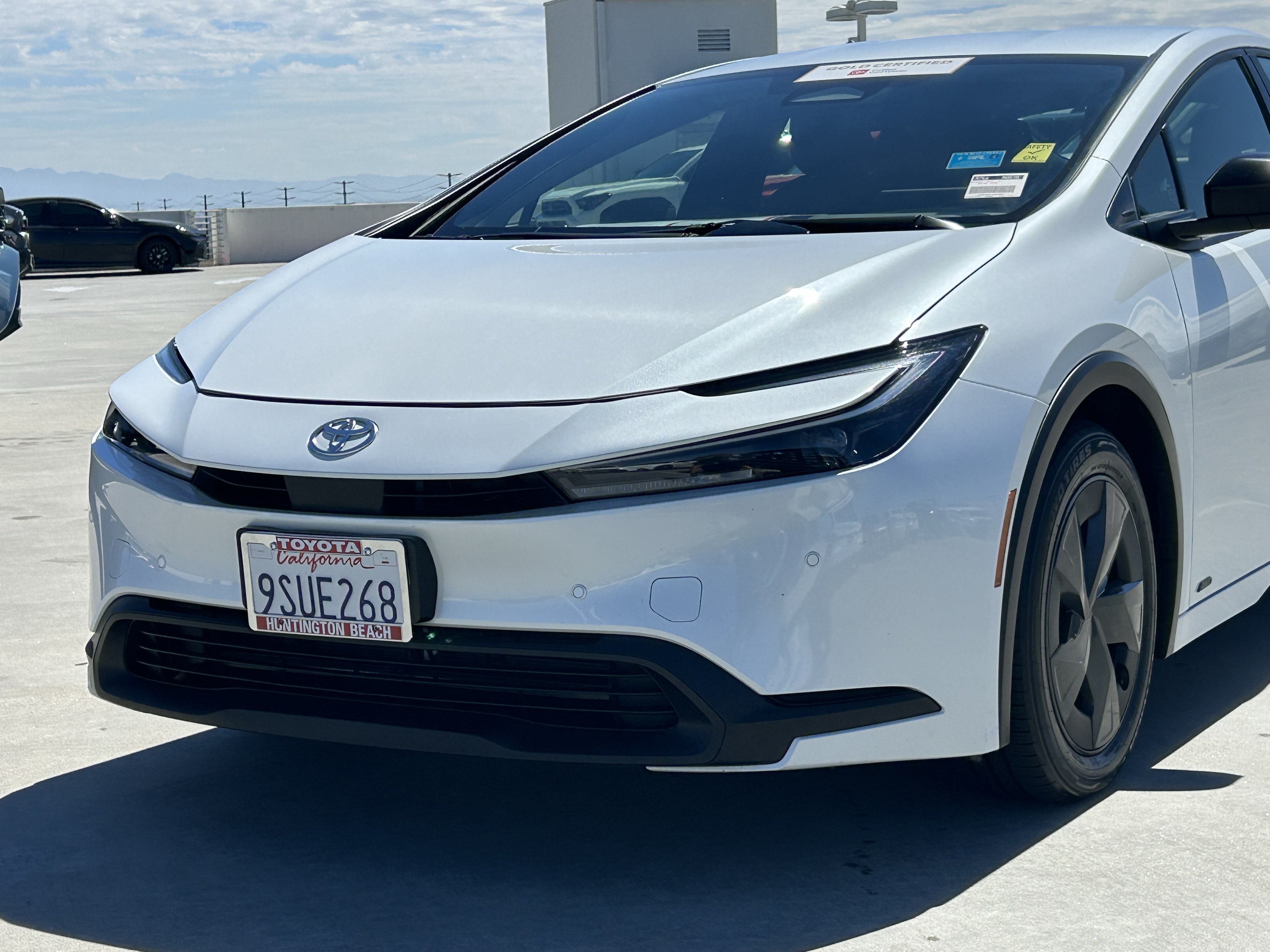 Certified 2025 Toyota Prius LE AWD/4WD image 7