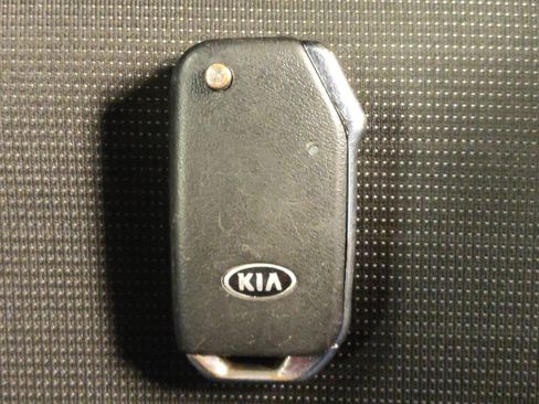 Used 2019 Kia Forte S w/ S Premium Package FWD image 32