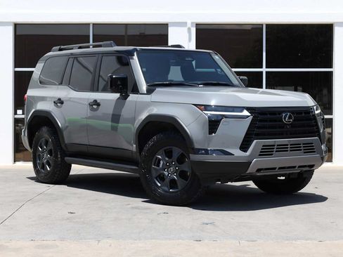 Used 2024 Lexus GX 550 AWD/4WD image 6