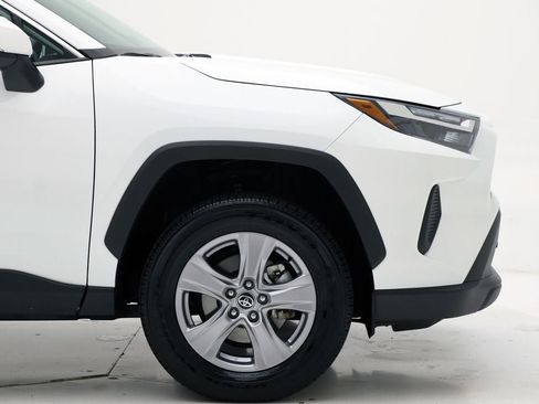 Used 2025 Toyota RAV4 XLE image 4