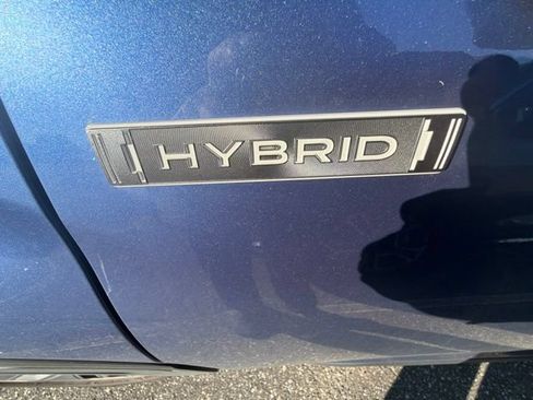 Certified 2025 Subaru Forester Limited w/ Popular Package AWD/4WD image 9