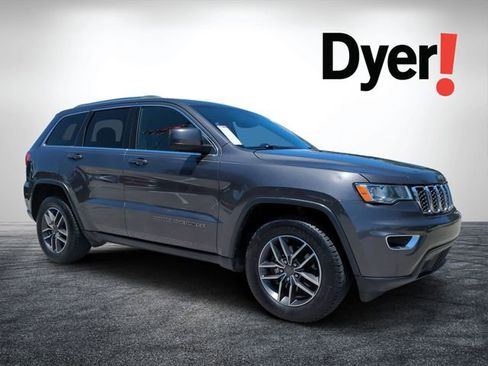 Used 2019 Jeep Grand Cherokee Laredo w/ Laredo X Package RWD image 1