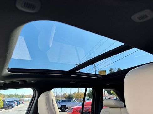 New 2024 Jeep Grand Cherokee Limited 4xe w/ MOPAR Finishing Package image 18