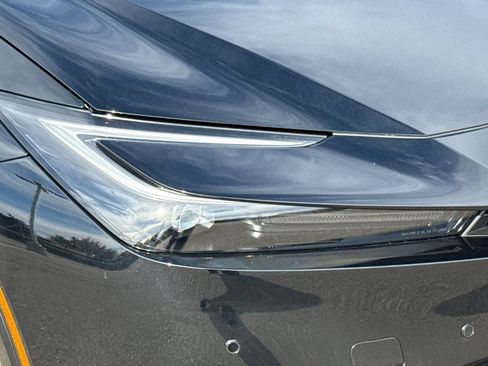 New 2026 Toyota Prius Plug-In Hybrid FWD image 28