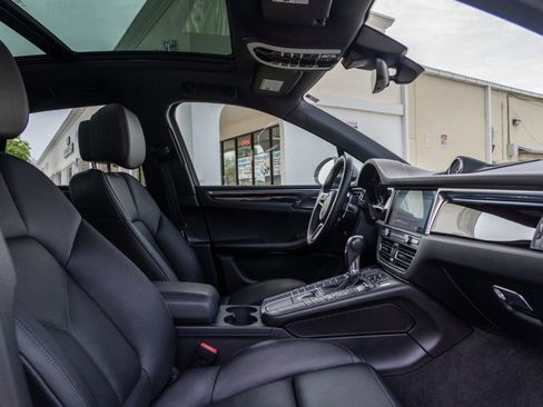 Used 2019 Porsche Macan S AWD/4WD image 27