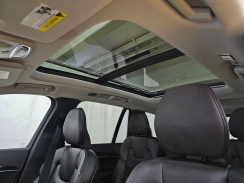 Used 2019 Volvo XC90 T6 Momentum w/ Protection Package image 25