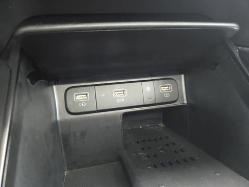 Certified 2023 Kia Sorento EX w/ Panoramic Sunroof Package image 30