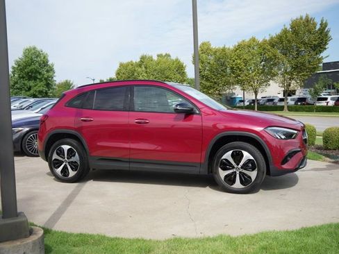 Certified 2026 Mercedes-Benz GLA 250 4MATIC image 9