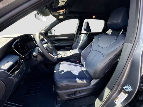 Certified 2026 INFINITI QX60 Sport w/ Dark Cargo Package AWD/4WD image 22