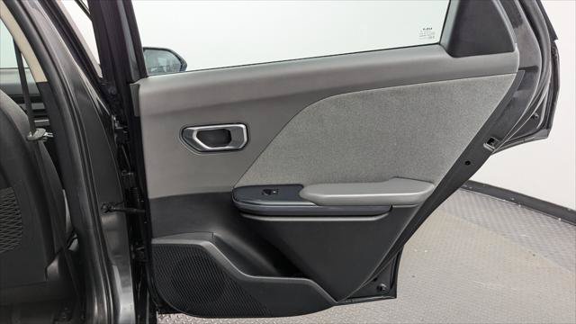 Used 2025 Kia K4 EX FWD image 21
