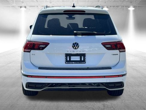 Used 2023 Volkswagen Tiguan SE R-Line AWD/4WD image 5