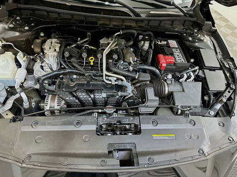 Used 2024 Nissan Altima 2.5 SV w/ SV Premium Package FWD image 35