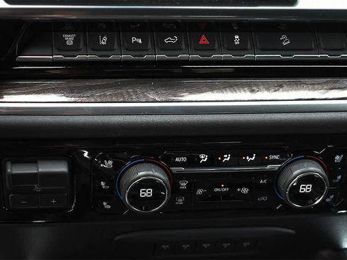 New 2026 Chevrolet Silverado 2500 High Country w/ High Country Premium Package AWD/4WD image 23