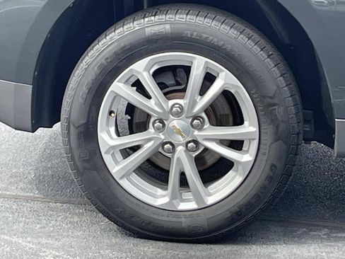 Used 2017 Chevrolet Equinox LS image 9