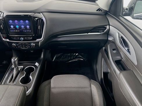Used 2020 Chevrolet Traverse LT w/ Driver Confidence II Package image 22