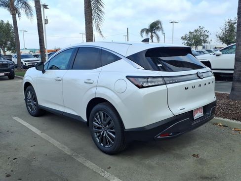 New 2026 Nissan Murano SL image 10