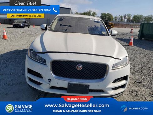 Used 2019 Jaguar F-PACE image 7