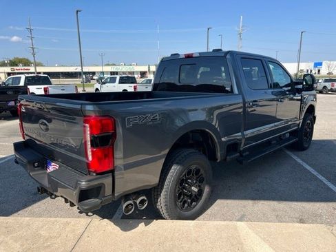 New 2026 Ford F250 Lariat w/ Black Appearance Package image 6