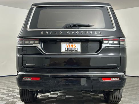 Used 2022 Jeep Grand Wagoneer Series III image 28