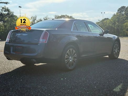 Used 2014 Chrysler 300 S image 57