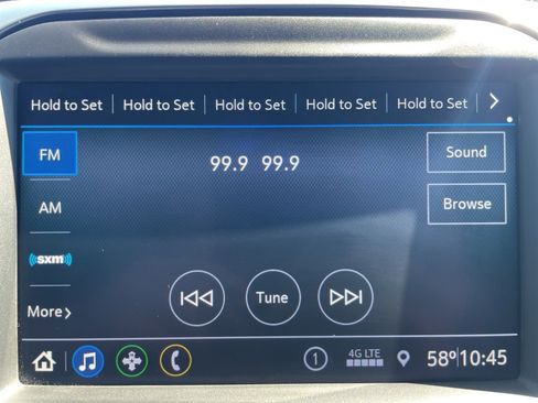 Used 2021 Chevrolet Silverado 1500 LT Trail Boss w/ Bed Protection Package AWD/4WD image 18