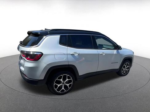 Used 2025 Jeep Compass Limited AWD/4WD image 15
