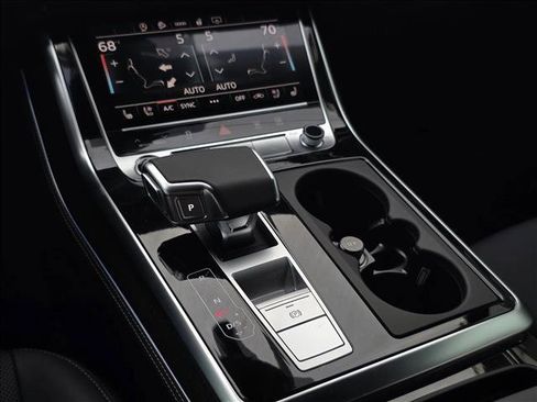 New 2026 Audi Q8 Premium Plus image 24