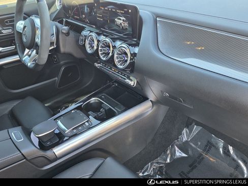 Used 2023 Mercedes-Benz GLA 35 AMG 4MATIC image 28