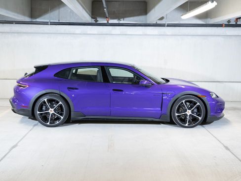 New 2026 Porsche Taycan 4 Cross Turismo AWD/4WD image 7