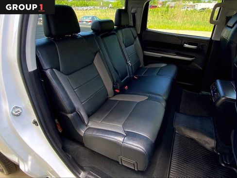 Used 2021 Toyota Tundra Limited w/ Limited Premium Package AWD/4WD image 20