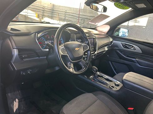 Used 2024 GMC Terrain SLE image 39