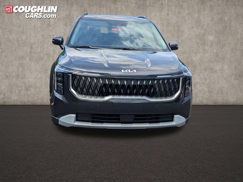 New 2027 Kia Carnival EX FWD image 2