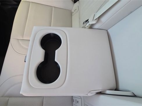 New 2026 Buick Envision Avenir image 25