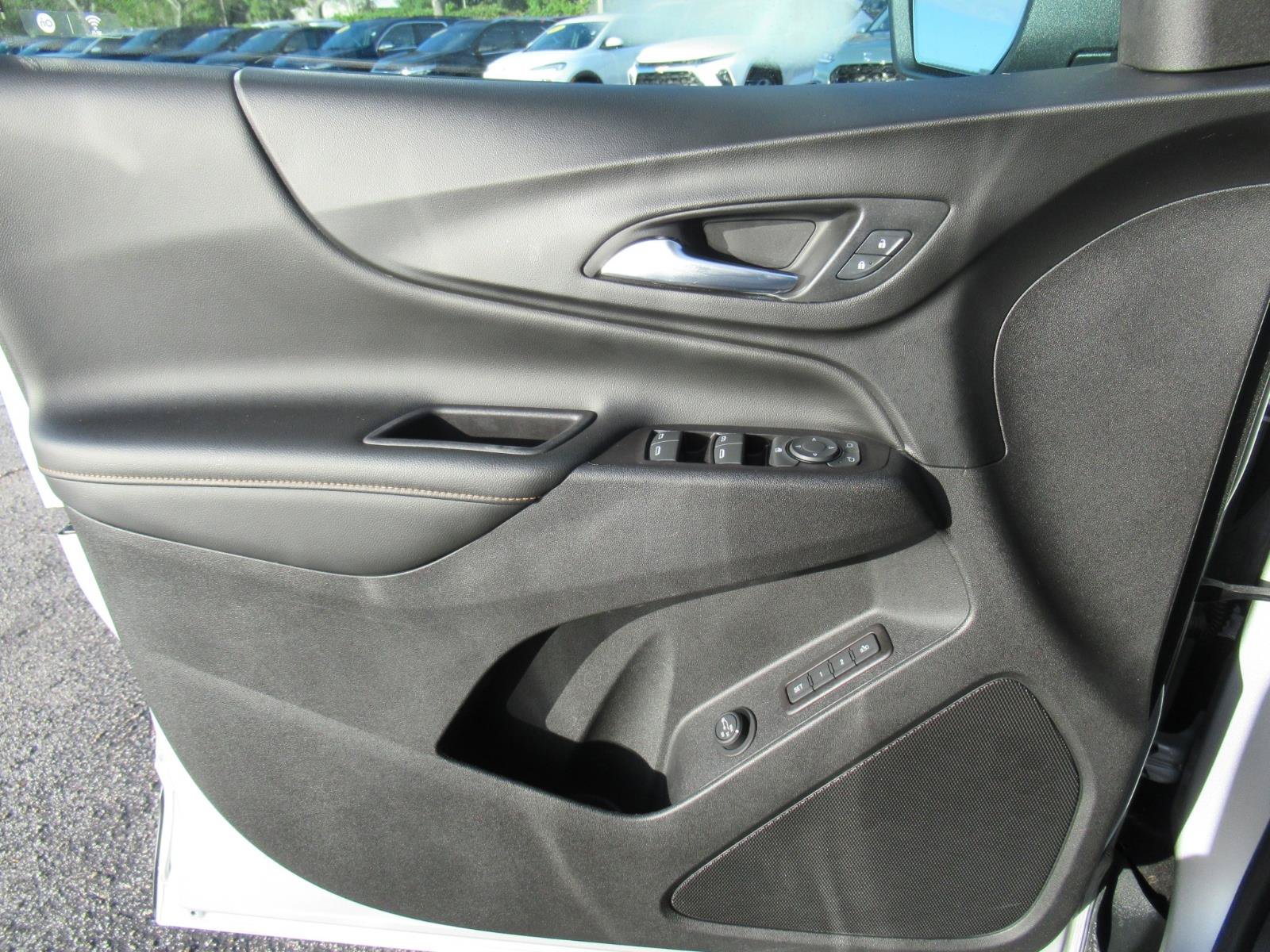 Used 2019 Chevrolet Equinox Premier FWD image 20