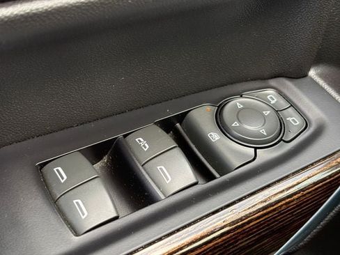Used 2019 GMC Sierra 1500 SLE w/ SLE Value Package AWD/4WD image 35